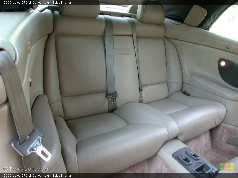 Beige Interior Photo for the 2000 Volvo C70 LT Convertible #52765952