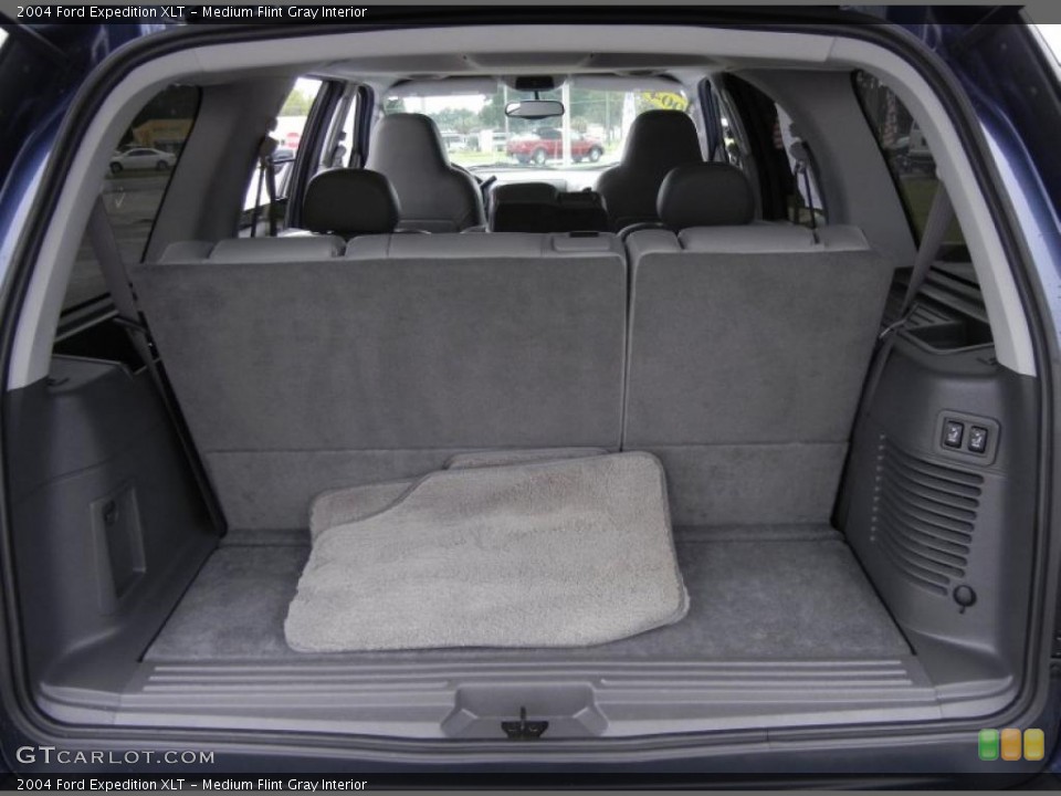 Medium Flint Gray Interior Trunk for the 2004 Ford Expedition XLT #52767728