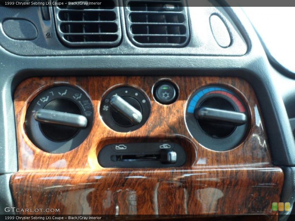 Black/Gray Interior Controls for the 1999 Chrysler Sebring LXi Coupe #52767800