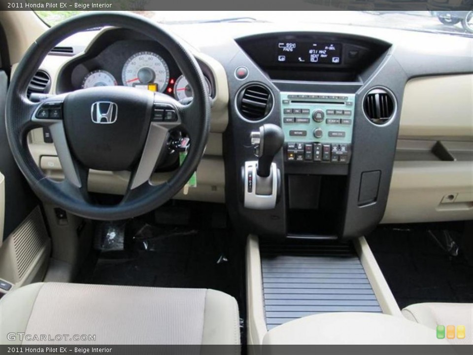 Beige Interior Dashboard for the 2011 Honda Pilot EX #52773092