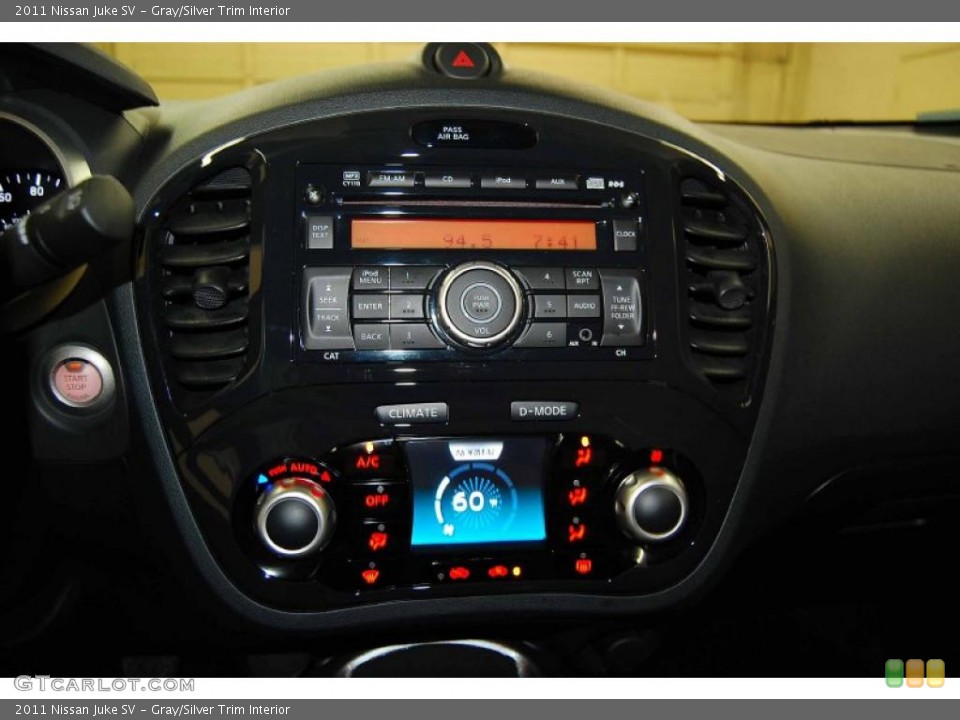 Gray/Silver Trim Interior Controls for the 2011 Nissan Juke SV #52787088