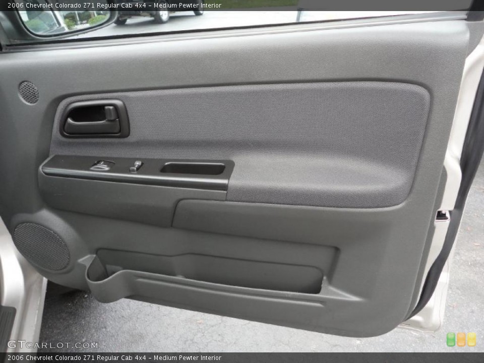 Medium Pewter Interior Door Panel for the 2006 Chevrolet Colorado Z71 Regular Cab 4x4 #52799952