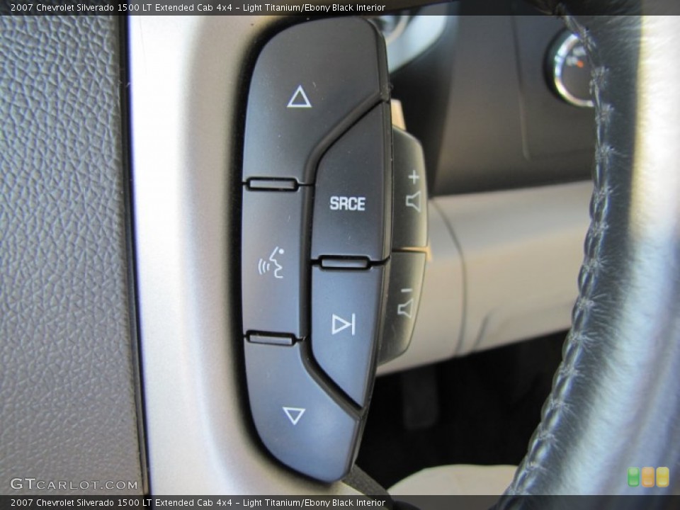 Light Titanium/Ebony Black Interior Controls for the 2007 Chevrolet Silverado 1500 LT Extended Cab 4x4 #52827467