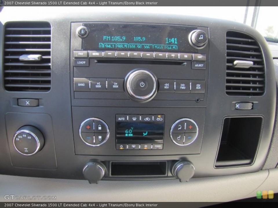 Light Titanium/Ebony Black Interior Audio System for the 2007 Chevrolet Silverado 1500 LT Extended Cab 4x4 #52827539