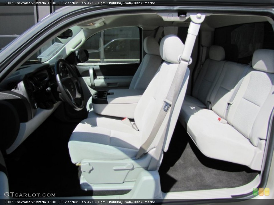 Light Titanium/Ebony Black Interior Photo for the 2007 Chevrolet Silverado 1500 LT Extended Cab 4x4 #52827626