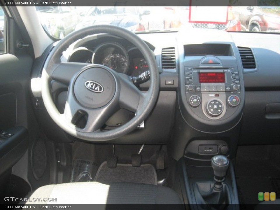Black Cloth Interior Photo for the 2011 Kia Soul 1.6 #52828955