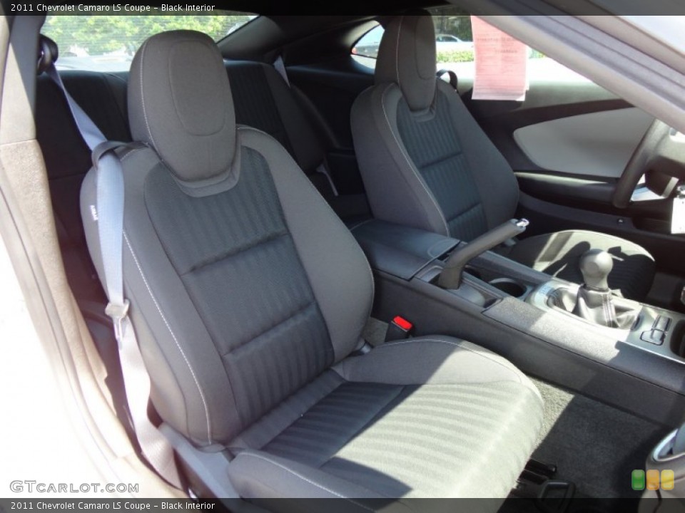 Black Interior Photo for the 2011 Chevrolet Camaro LS Coupe #52830044