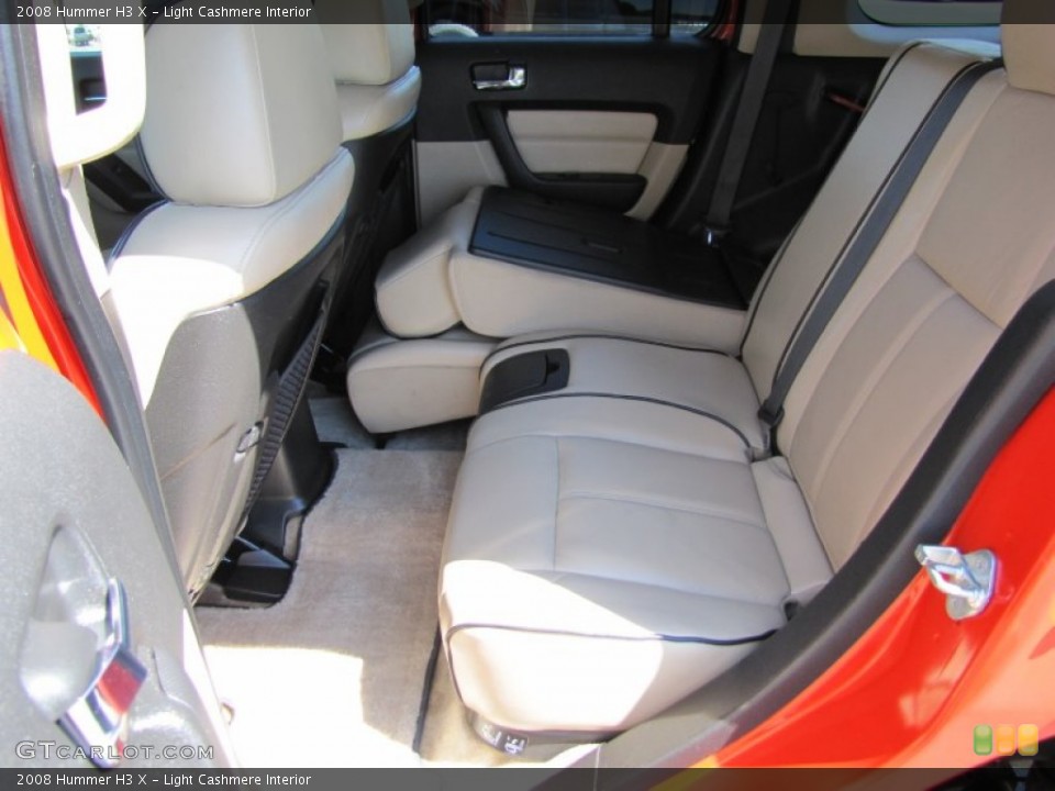 Light Cashmere Interior Photo for the 2008 Hummer H3 X #52830563