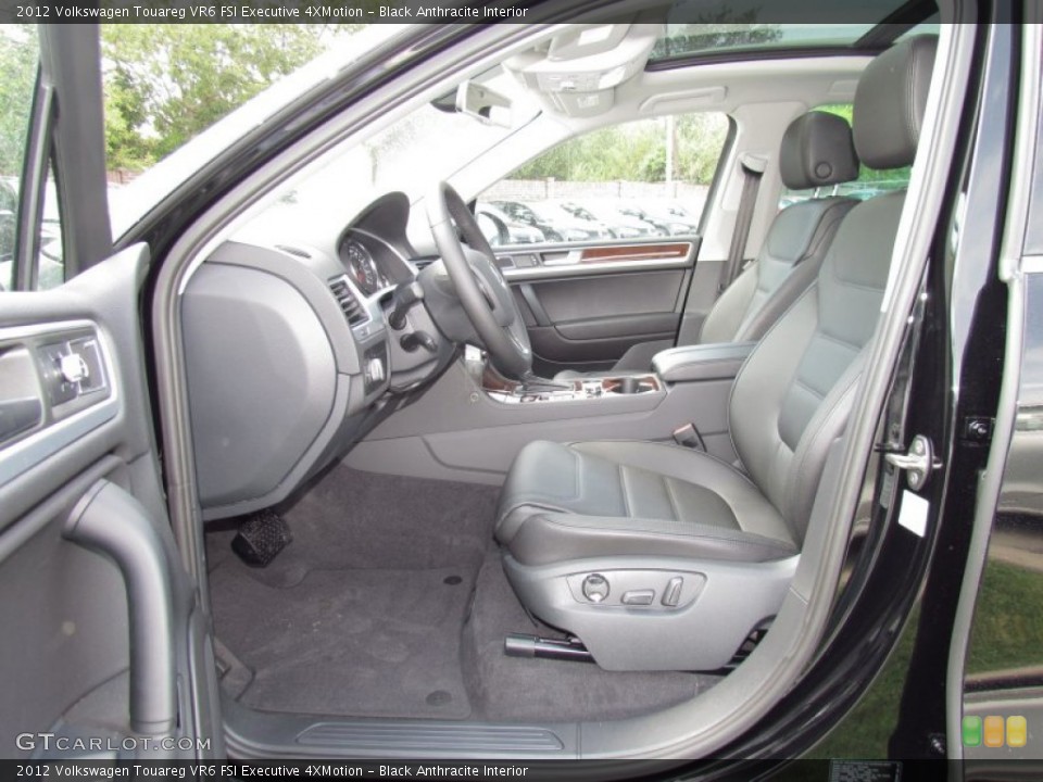 Black Anthracite Interior Photo for the 2012 Volkswagen Touareg VR6 FSI Executive 4XMotion #52839429