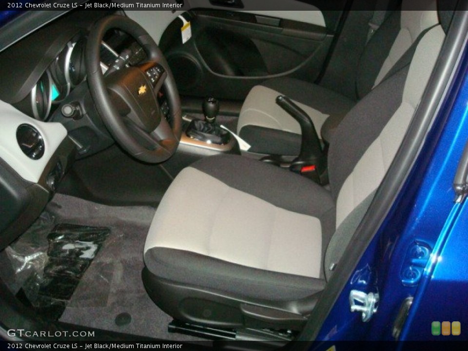 Jet Black/Medium Titanium Interior Photo for the 2012 Chevrolet Cruze LS #52842702