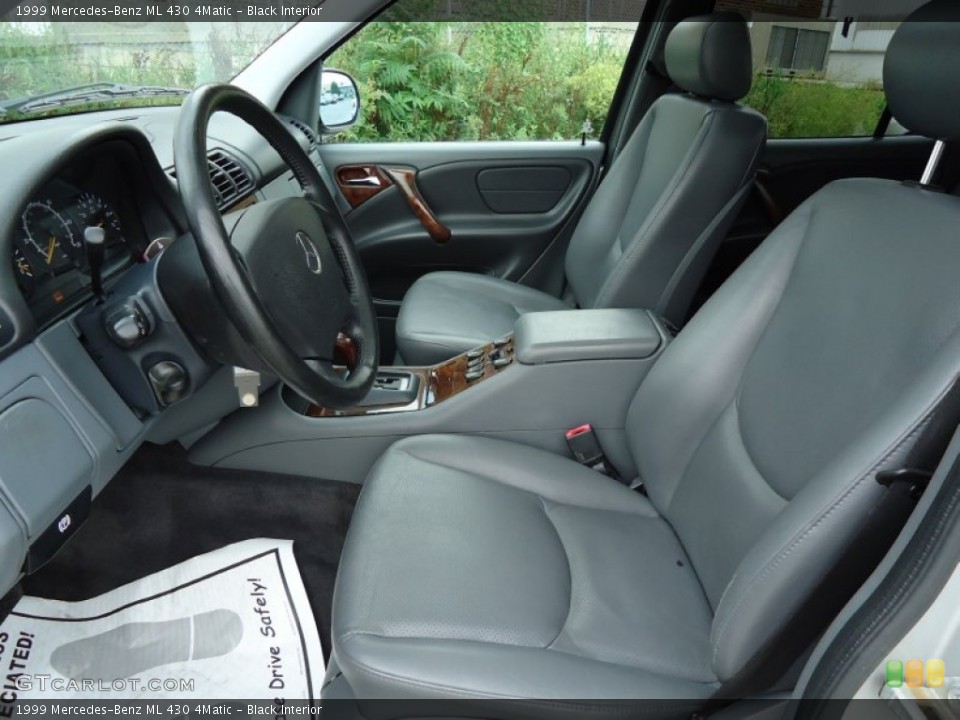 Black Interior Photo for the 1999 Mercedes-Benz ML 430 4Matic #52854471