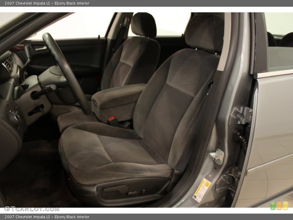 Ebony Black Interior Photo for the 2007 Chevrolet Impala LS #52859139