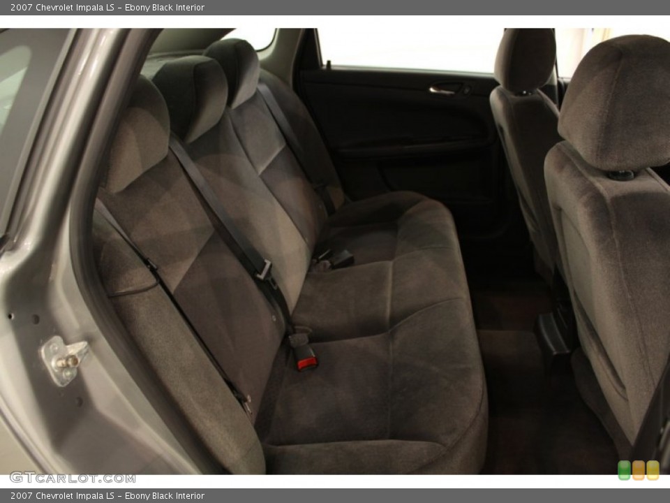 Ebony Black Interior Photo for the 2007 Chevrolet Impala LS #52859202