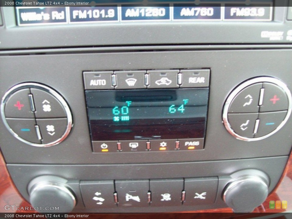 Ebony Interior Controls for the 2008 Chevrolet Tahoe LTZ 4x4 #52873668