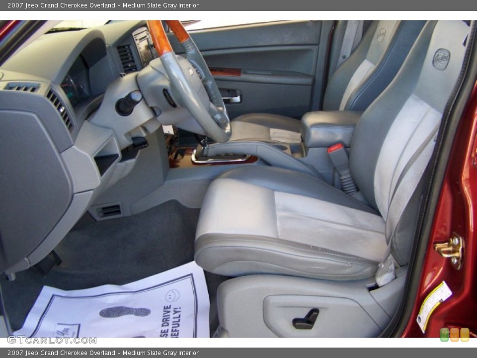 Medium Slate Gray Interior Photo for the 2007 Jeep Grand Cherokee Overland #52874058