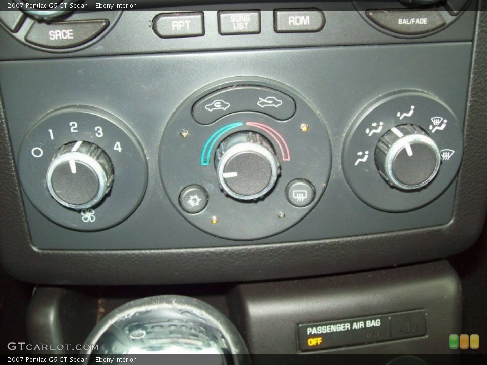 Ebony Interior Controls for the 2007 Pontiac G6 GT Sedan #52875453