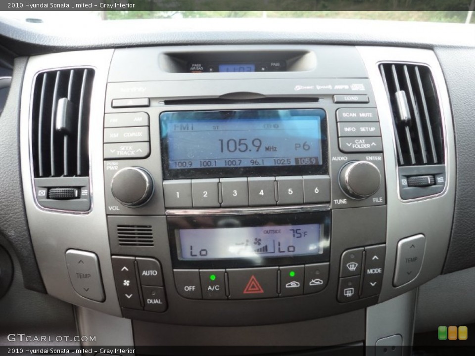 Gray Interior Controls for the 2010 Hyundai Sonata Limited #52885722