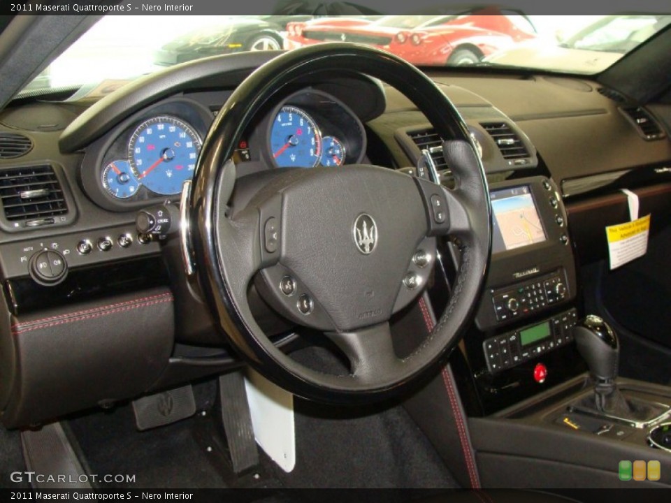 Nero Interior Dashboard for the 2011 Maserati Quattroporte S #52886121
