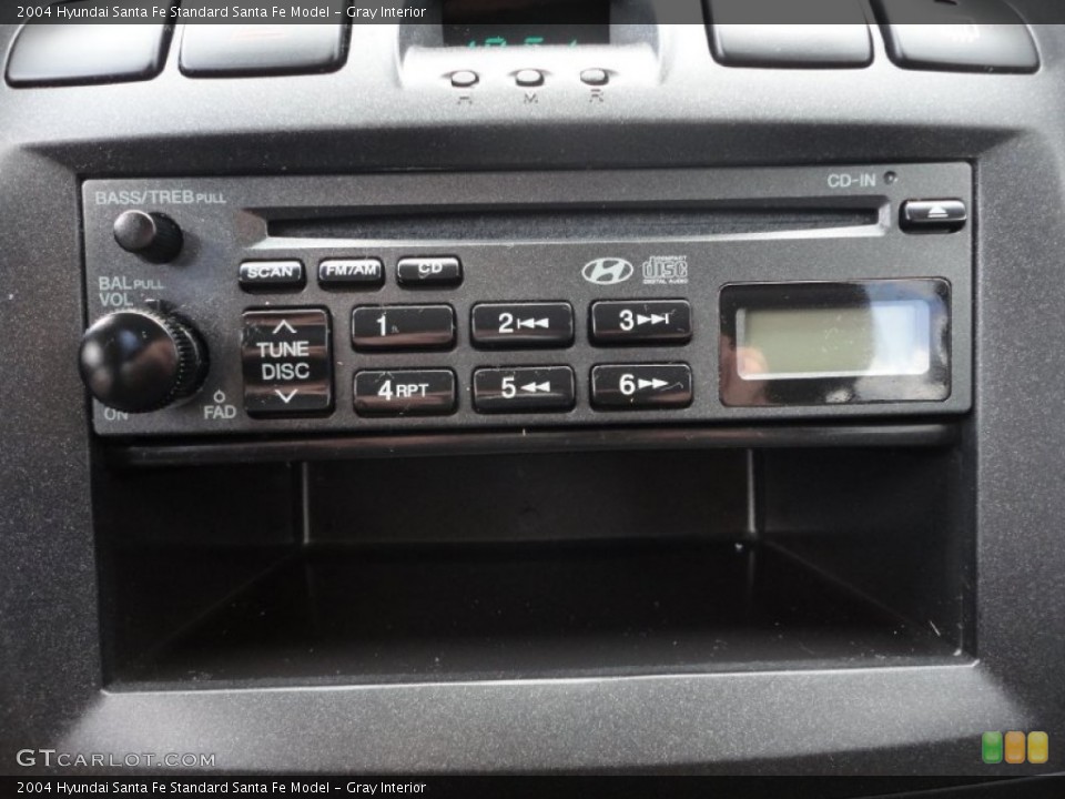 Gray Interior Audio System for the 2004 Hyundai Santa Fe  #52886220