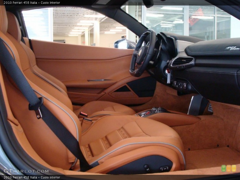 Cuoio Interior Photo for the 2010 Ferrari 458 Italia #52886553
