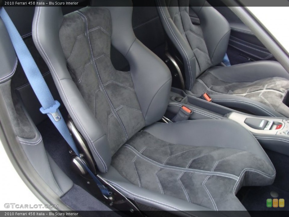 Blu Scuro Interior Photo for the 2010 Ferrari 458 Italia #52888032