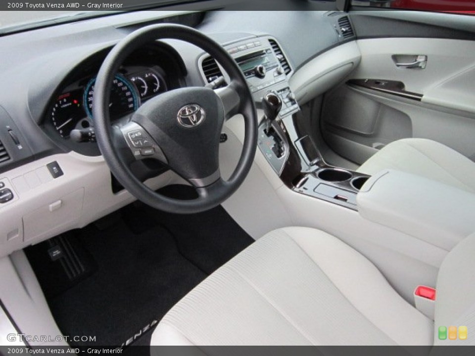 Gray Interior Photo for the 2009 Toyota Venza AWD #52889313