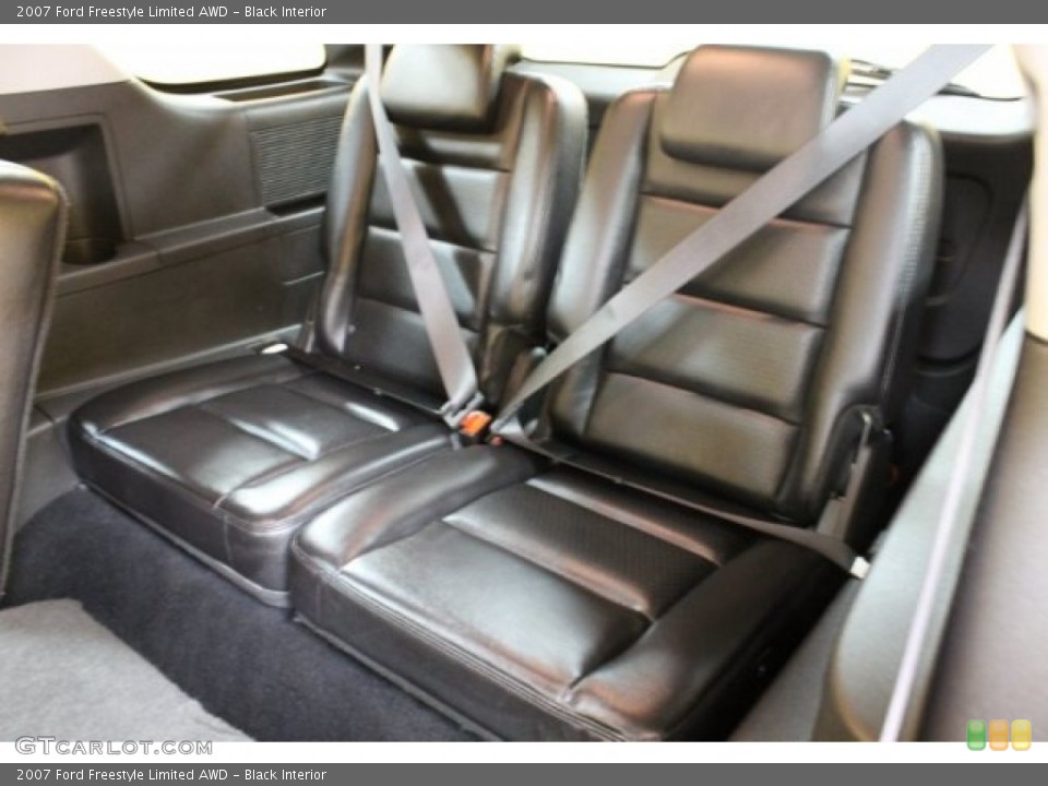 Black Interior Photo for the 2007 Ford Freestyle Limited AWD #52889874