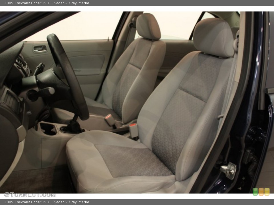 Gray Interior Photo for the 2009 Chevrolet Cobalt LS XFE Sedan #52889940