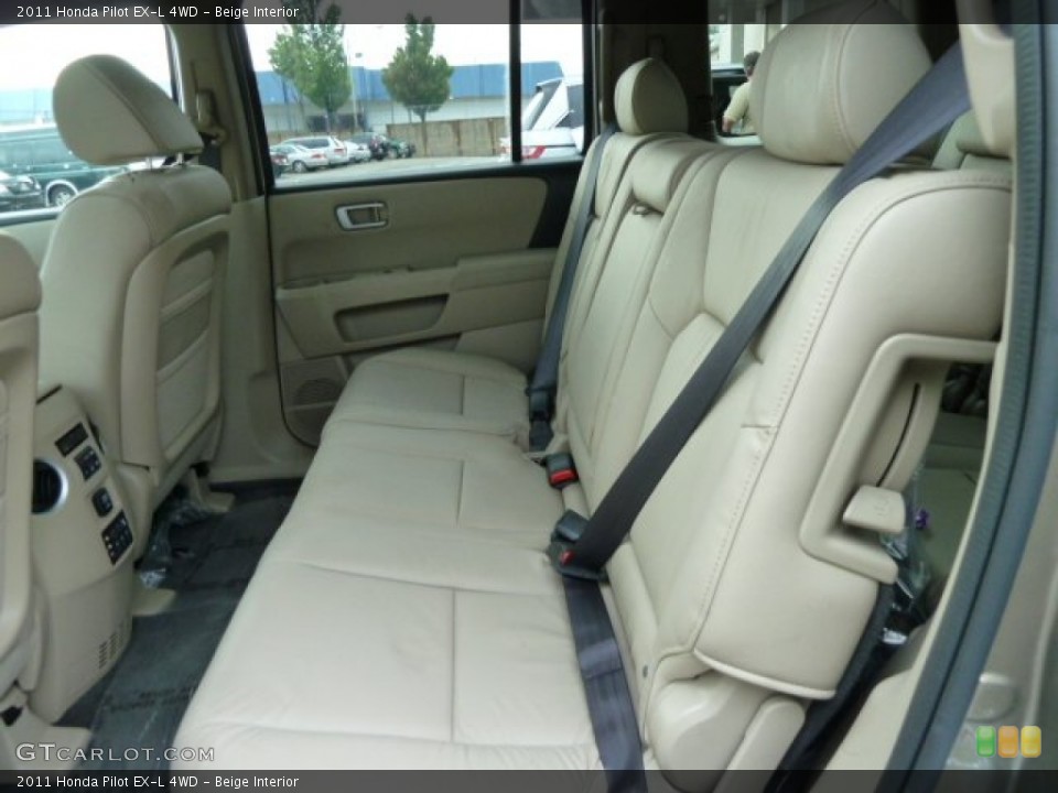 Beige Interior Photo for the 2011 Honda Pilot EX-L 4WD #52892625