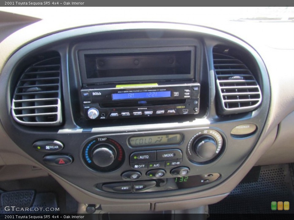 Oak Interior Controls for the 2001 Toyota Sequoia SR5 4x4 #52897101