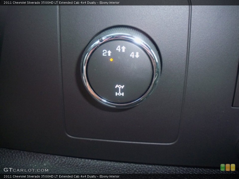 Ebony Interior Controls for the 2011 Chevrolet Silverado 3500HD LT Extended Cab 4x4 Dually #52898868