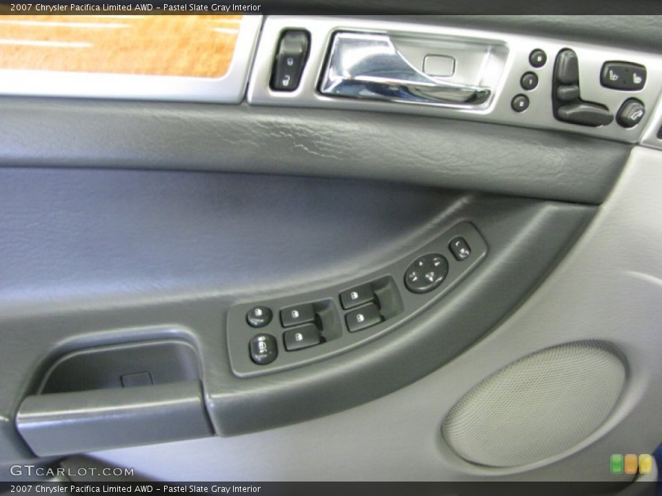 Pastel Slate Gray Interior Controls for the 2007 Chrysler Pacifica Limited AWD #52906251