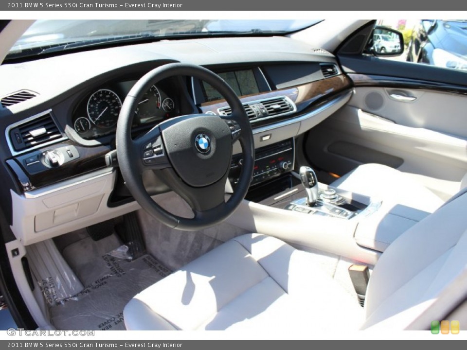 Everest Gray Interior Prime Interior for the 2011 BMW 5 Series 550i Gran Turismo #52908564