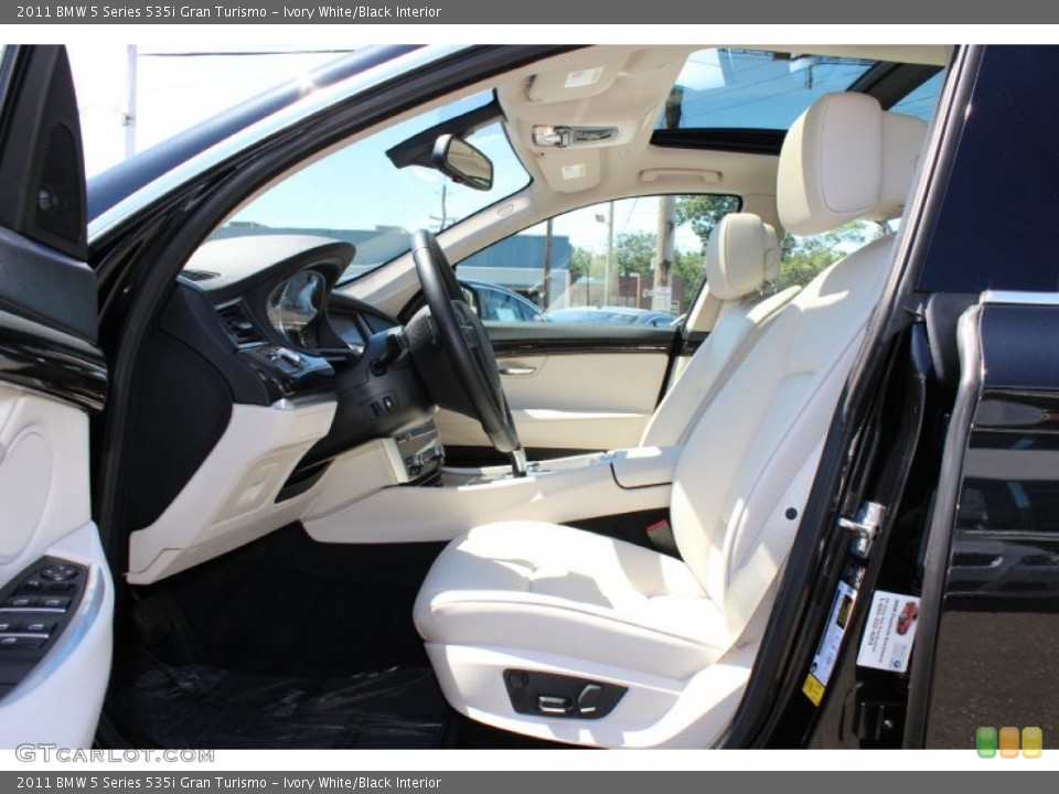 Ivory White/Black Interior Photo for the 2011 BMW 5 Series 535i Gran Turismo #52909011