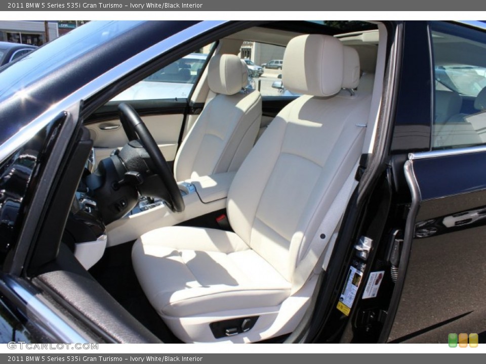 Ivory White/Black Interior Photo for the 2011 BMW 5 Series 535i Gran Turismo #52909032