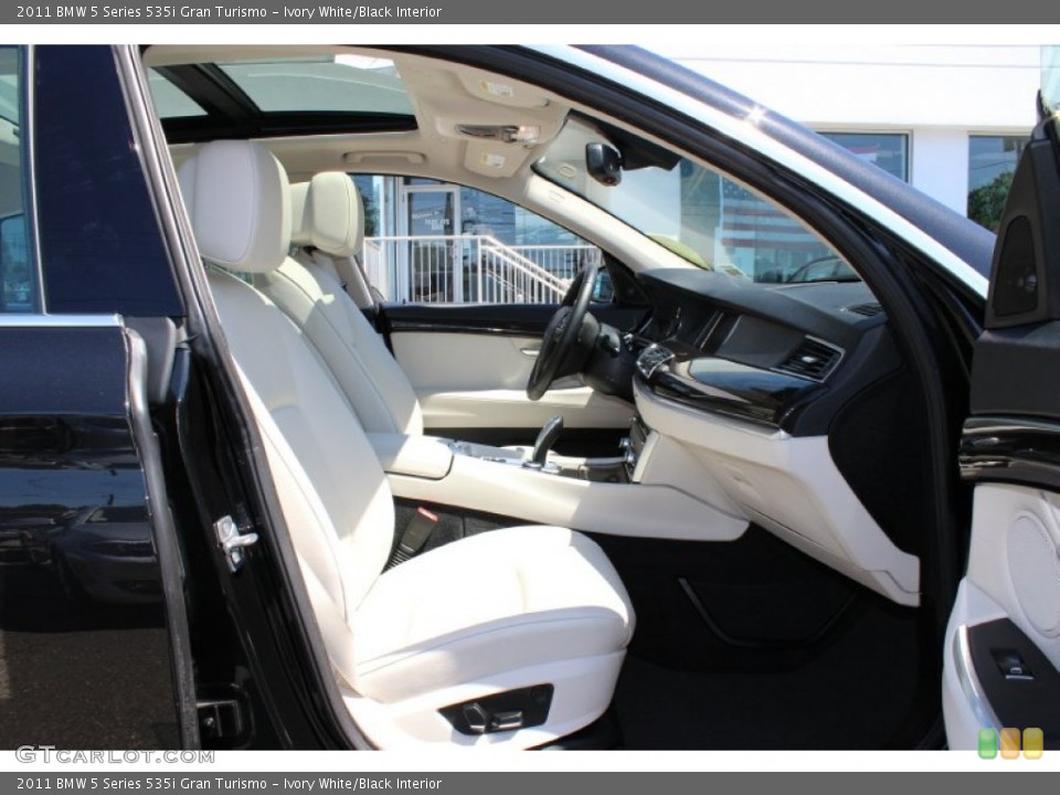 Ivory White/Black Interior Photo for the 2011 BMW 5 Series 535i Gran Turismo #52909221