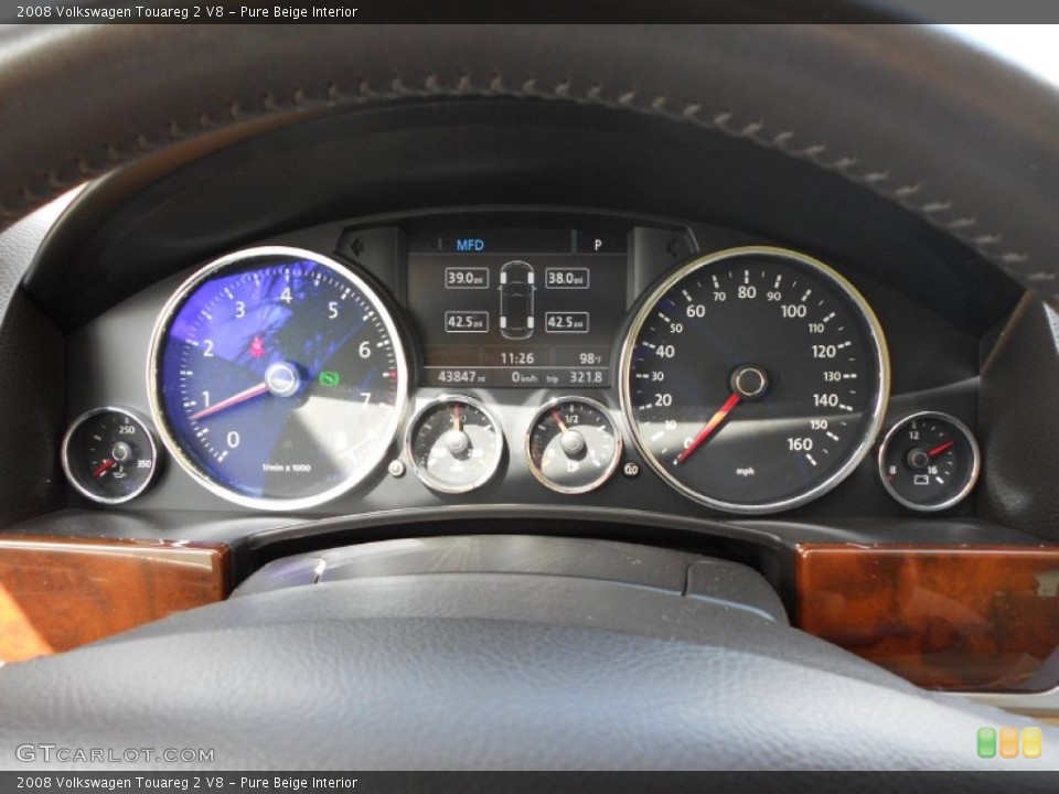 Pure Beige Interior Gauges for the 2008 Volkswagen Touareg 2 V8 #52915389