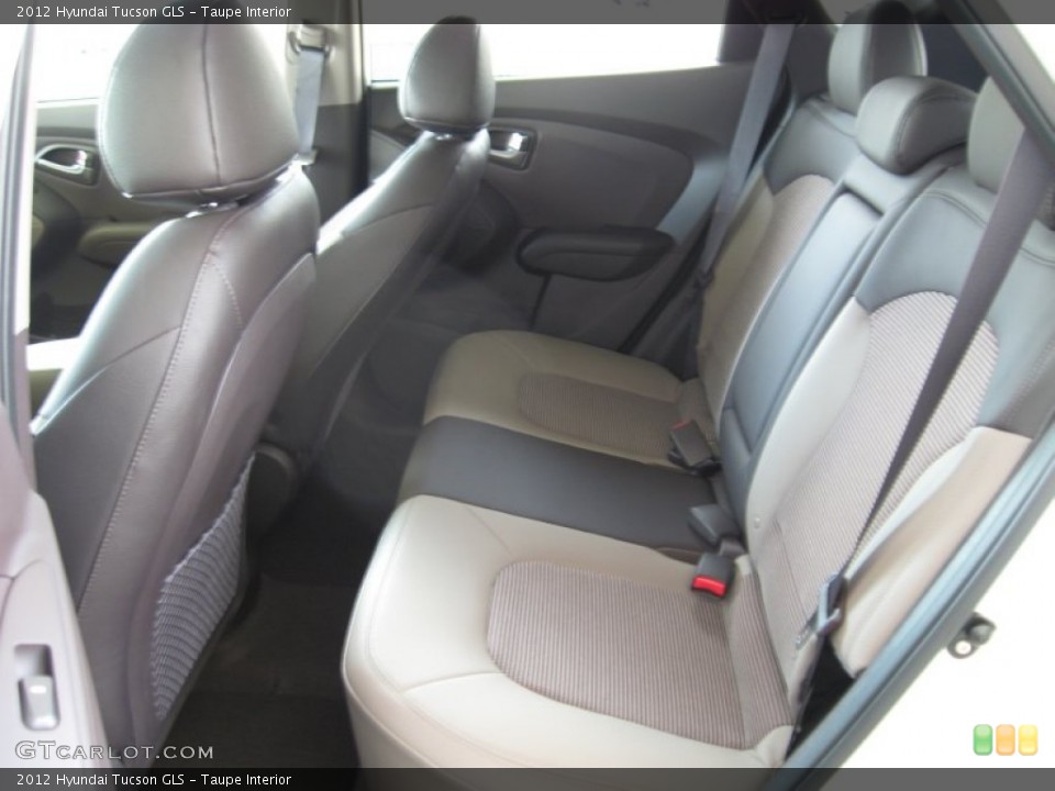 Taupe Interior Photo for the 2012 Hyundai Tucson GLS #52923241
