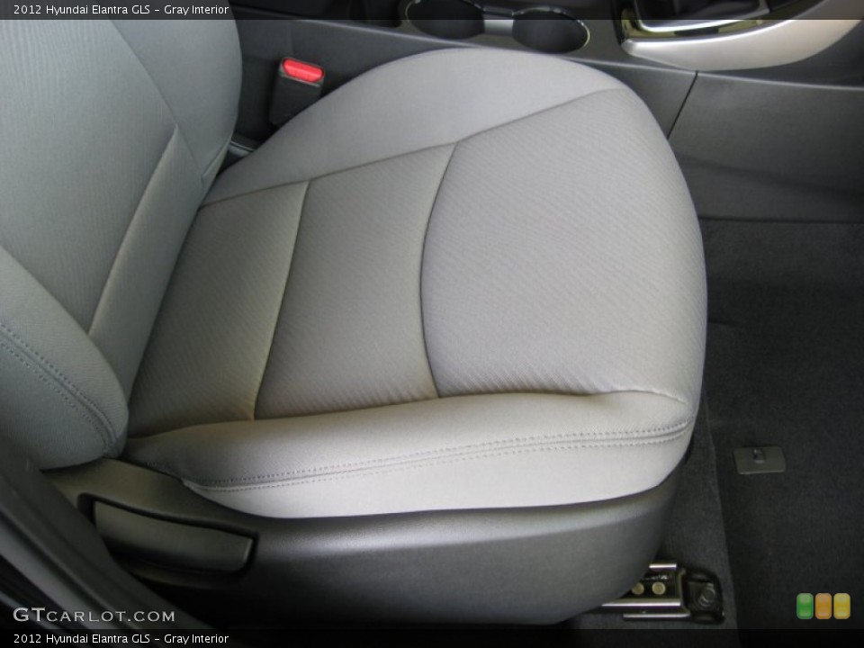 Gray Interior Photo for the 2012 Hyundai Elantra GLS #52924204