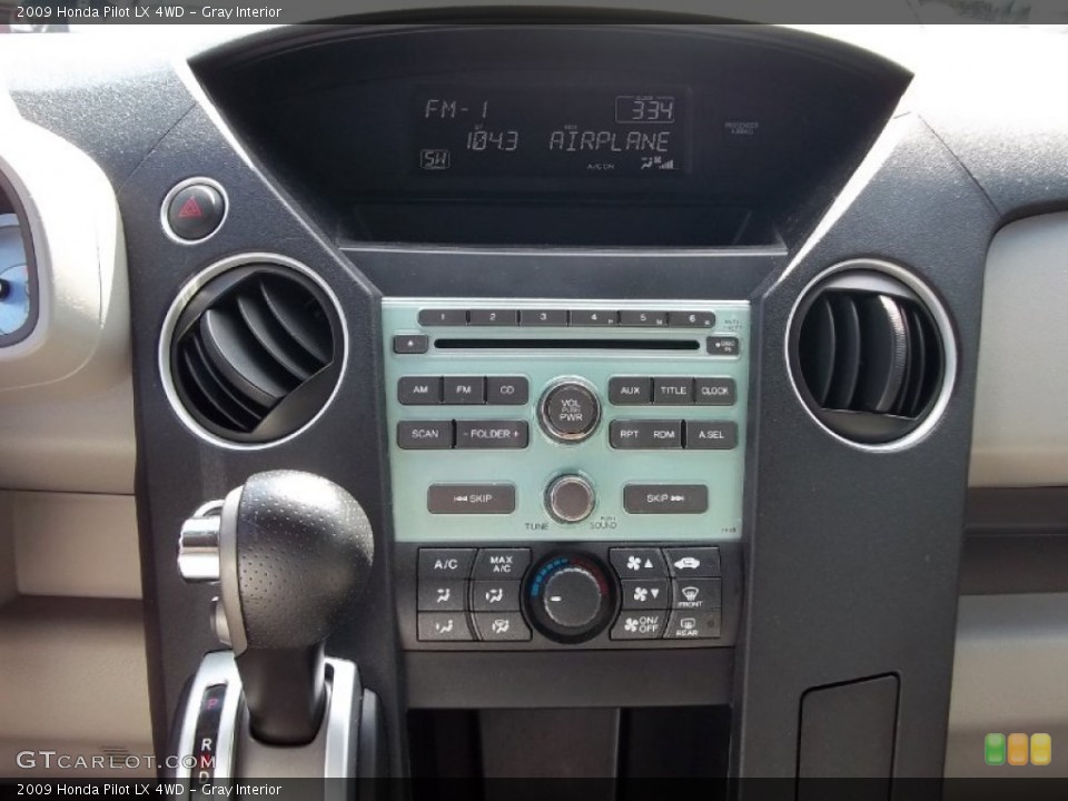 Gray Interior Controls for the 2009 Honda Pilot LX 4WD #52924387