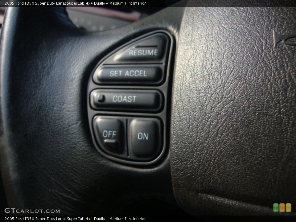 Medium Flint Interior Controls for the 2005 Ford F350 Super Duty Lariat SuperCab 4x4 Dually #52925008