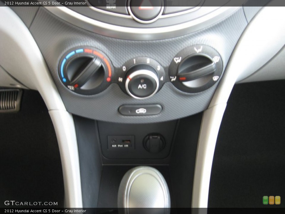 Gray Interior Controls for the 2012 Hyundai Accent GS 5 Door #52925476