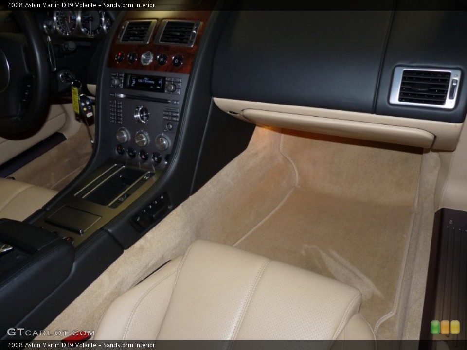 Sandstorm Interior Dashboard for the 2008 Aston Martin DB9 Volante #52939712