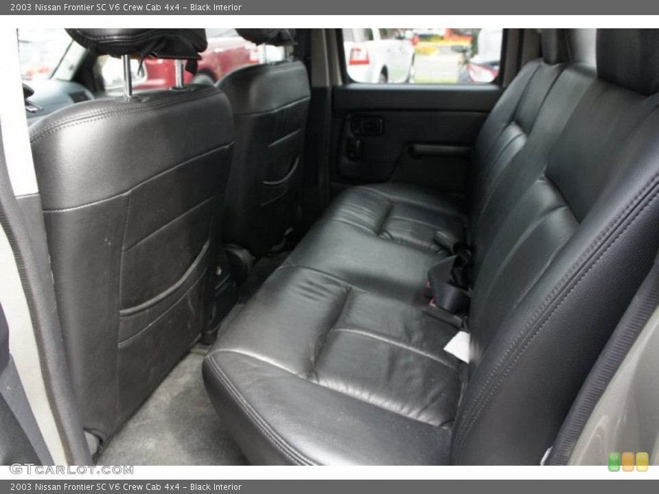 Black Interior Photo for the 2003 Nissan Frontier SC V6 Crew Cab 4x4 #52942026