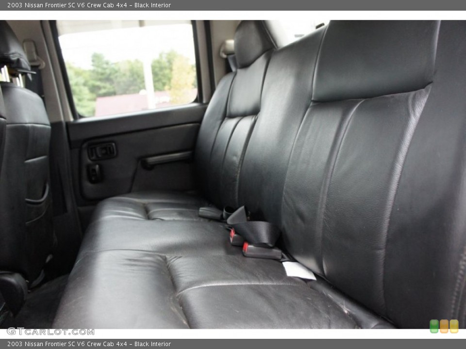 Black Interior Photo for the 2003 Nissan Frontier SC V6 Crew Cab 4x4 #52942038