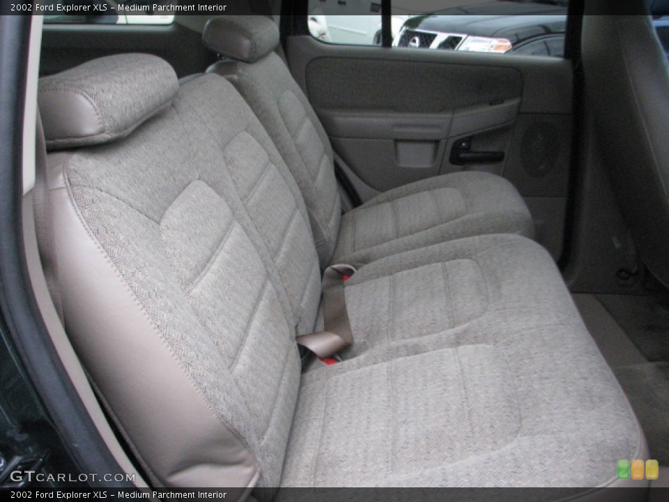 Medium Parchment Interior Photo for the 2002 Ford Explorer XLS #52945122