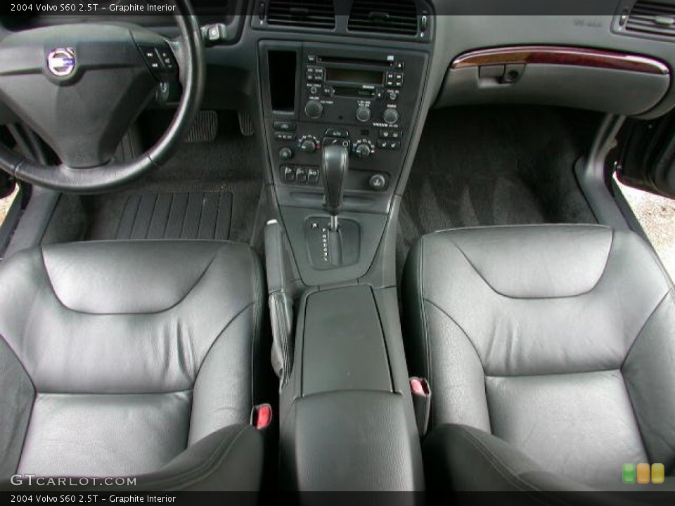 Graphite Interior Photo for the 2004 Volvo S60 2.5T #52949268