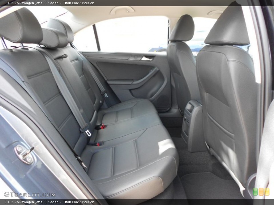 Titan Black Interior Photo for the 2012 Volkswagen Jetta SE Sedan #52950585