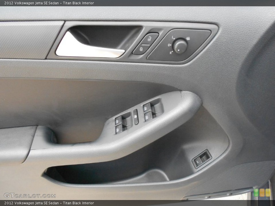 Titan Black Interior Controls for the 2012 Volkswagen Jetta SE Sedan #52950738