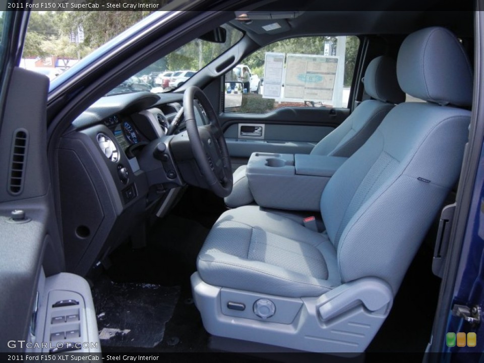 Steel Gray Interior Photo for the 2011 Ford F150 XLT SuperCab #52952292